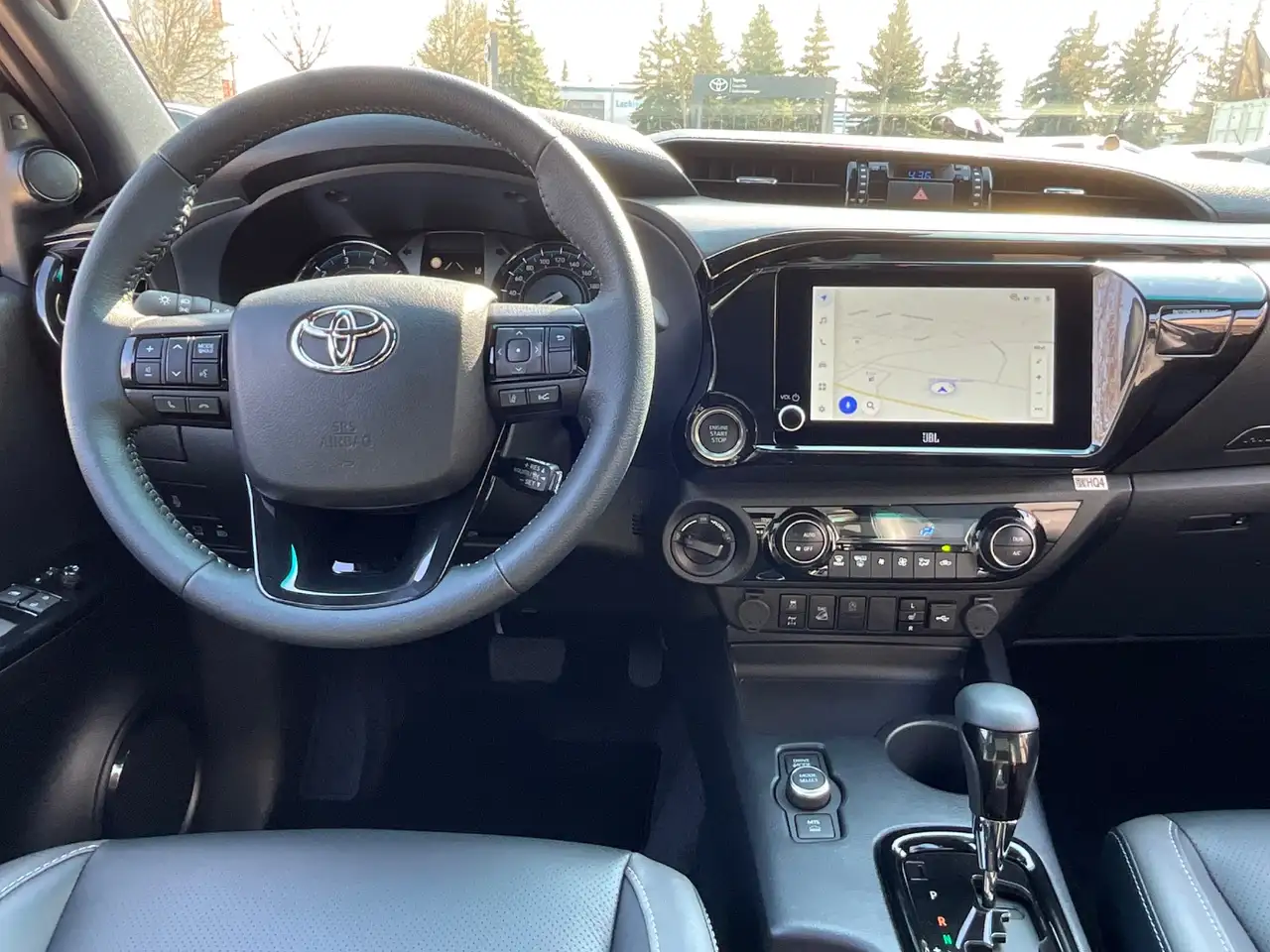 Toyota Hilux 12