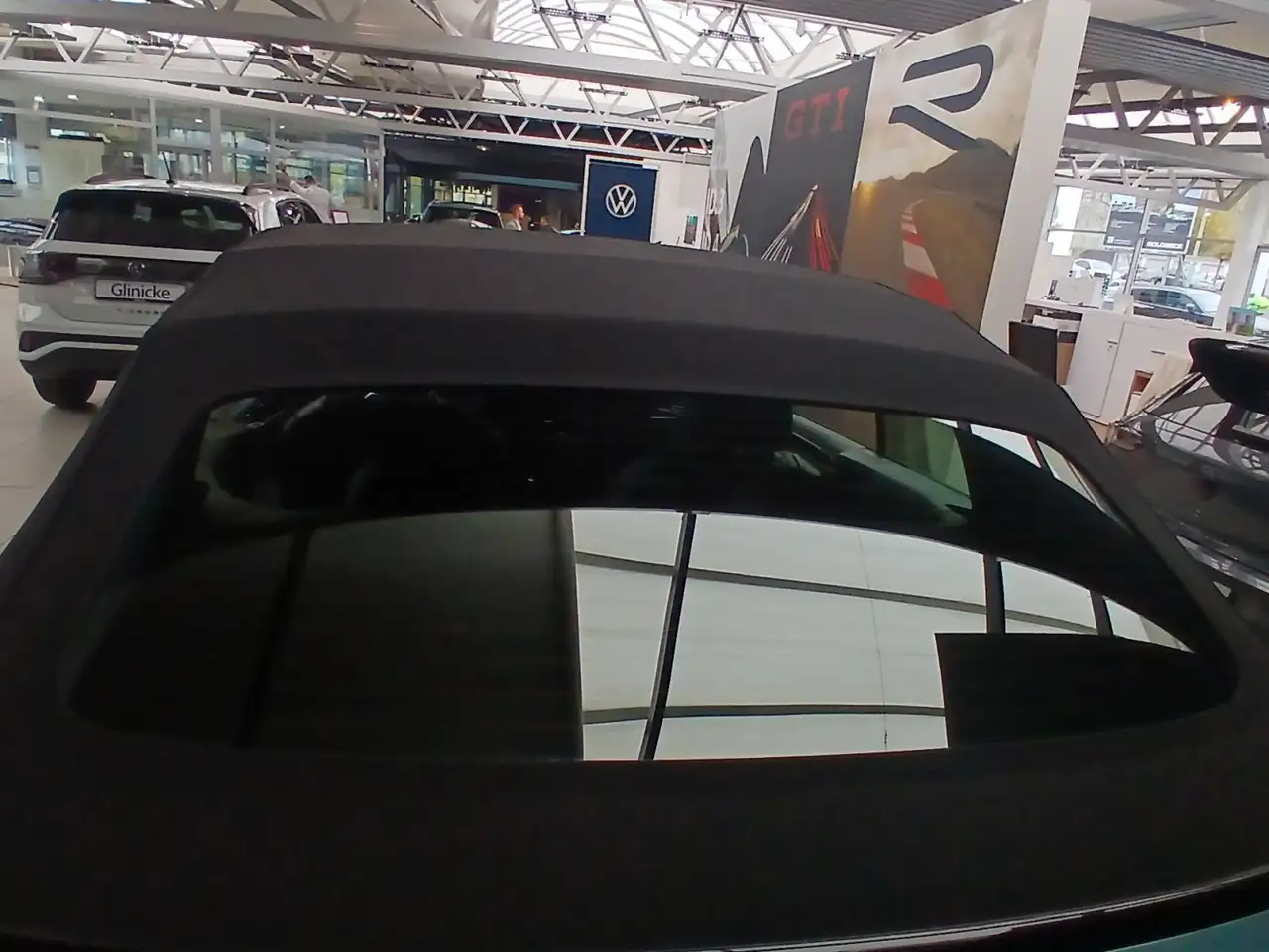 Volkswagen T-Roc 10