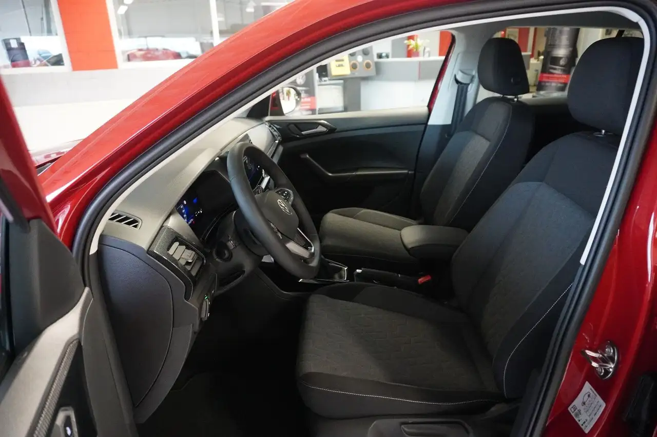 Volkswagen T-Cross 7