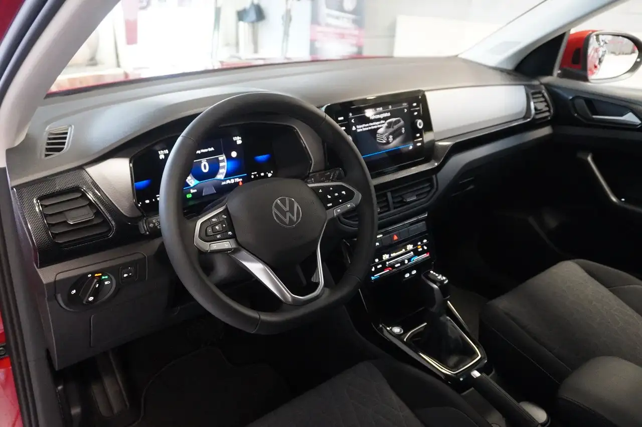 Volkswagen T-Cross 10