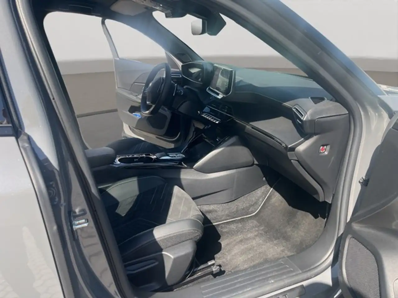 Peugeot 2008 9