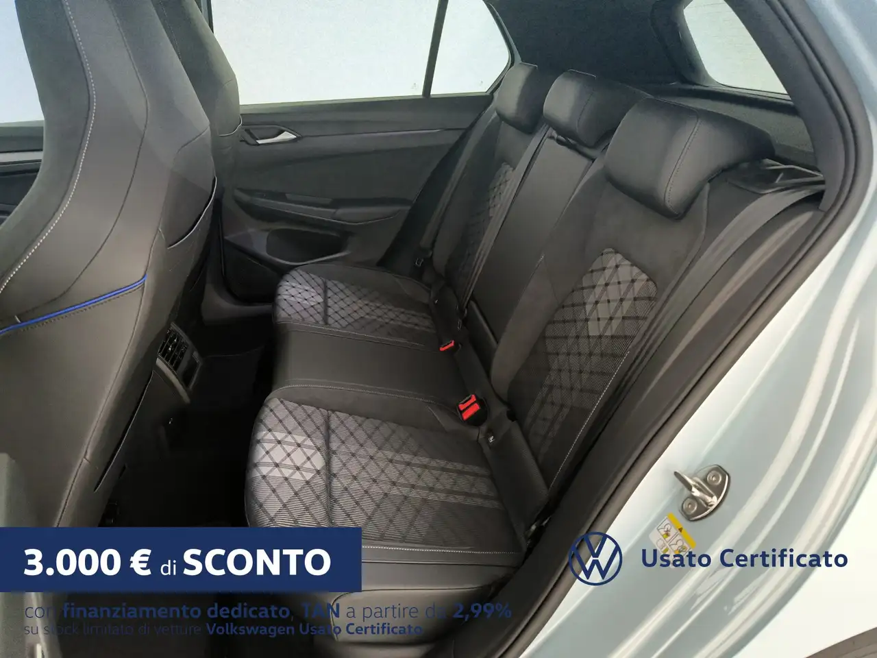 Volkswagen Golf 11