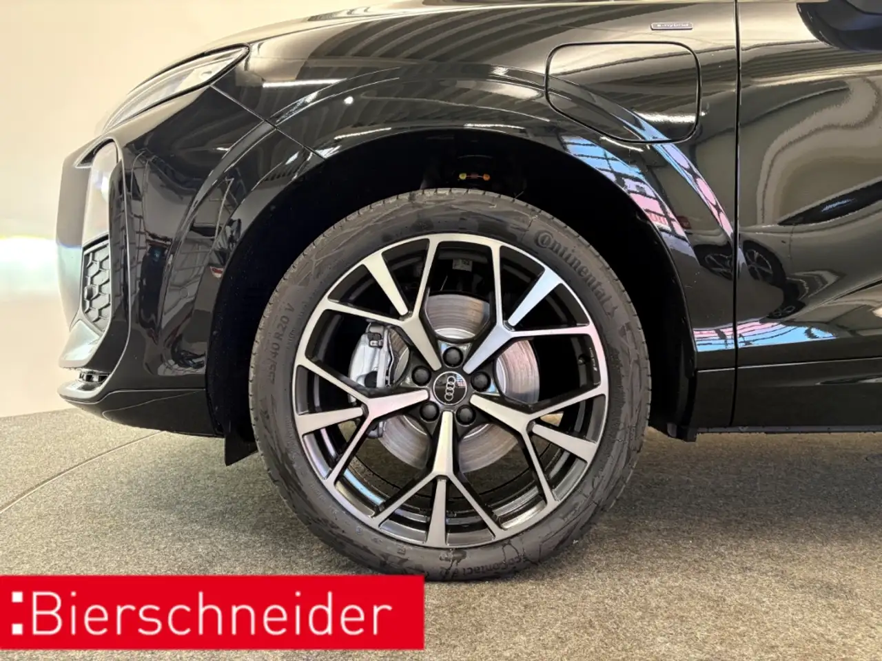 Audi Q3 5