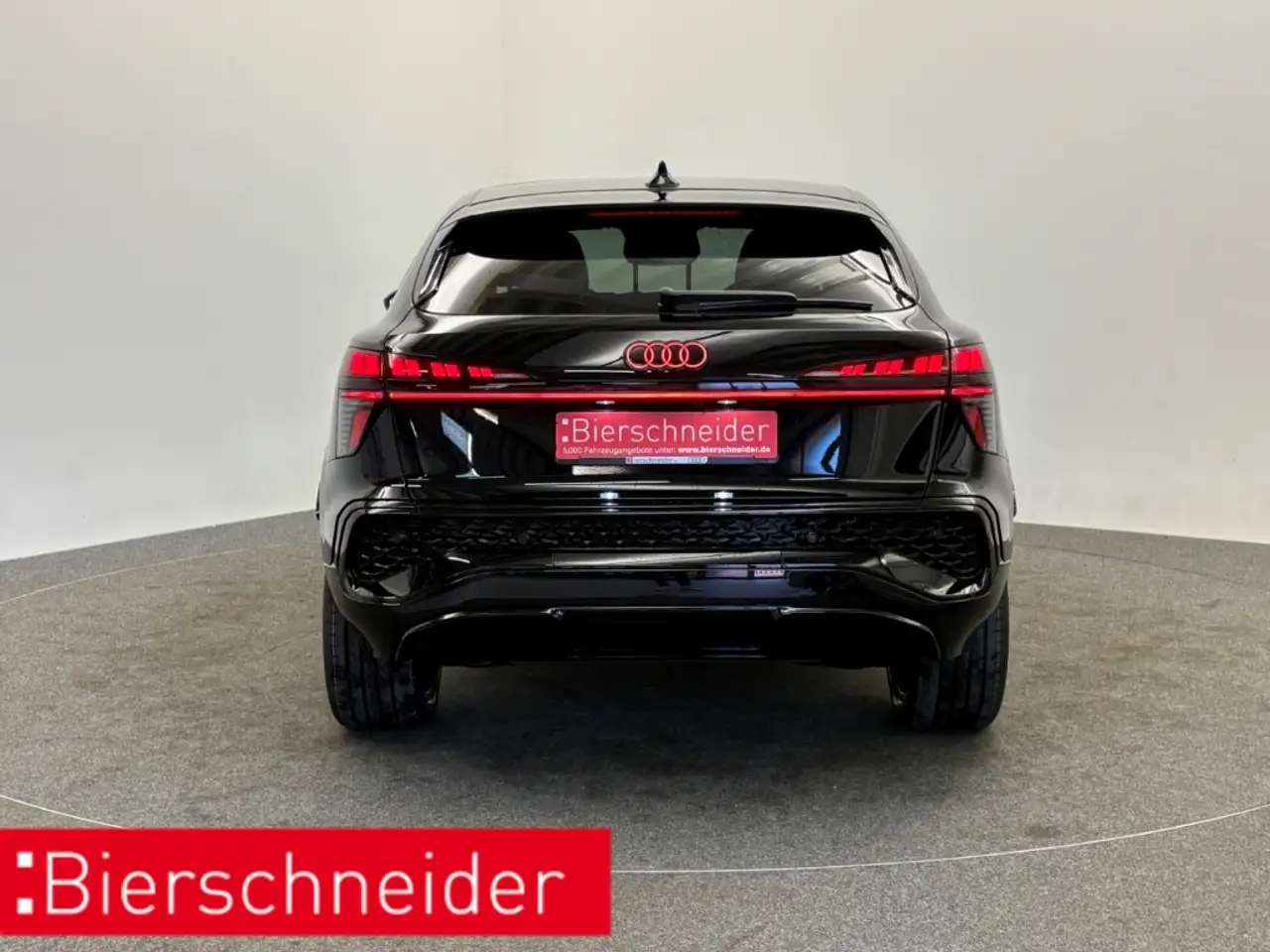 Audi Q3 7