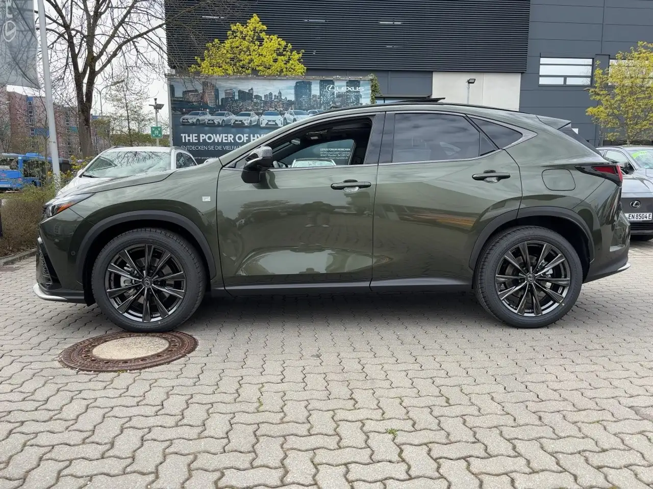Lexus NX 2