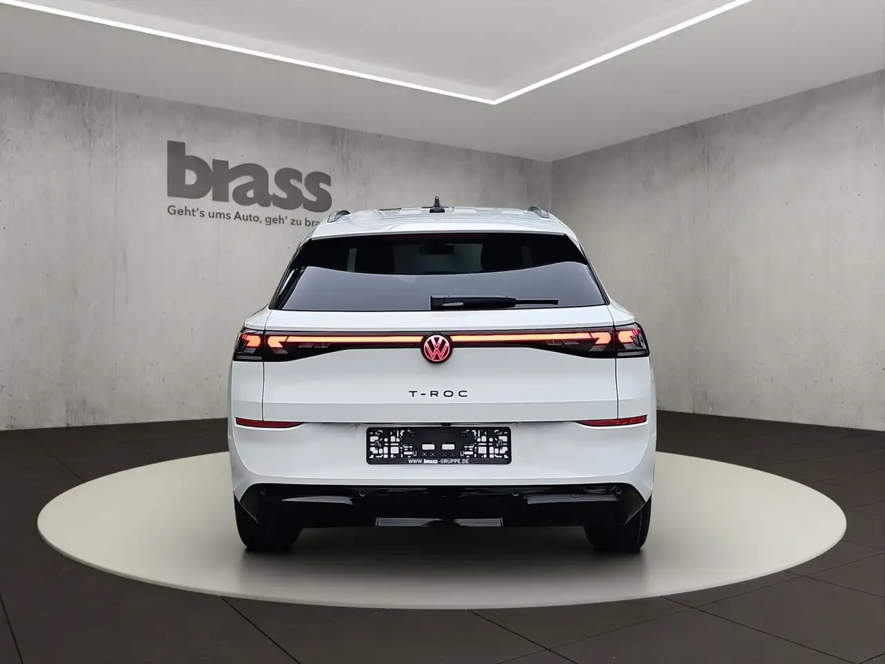 Volkswagen T-Roc 4
