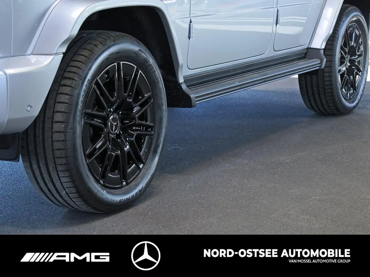 Mercedes-Benz G 450 4