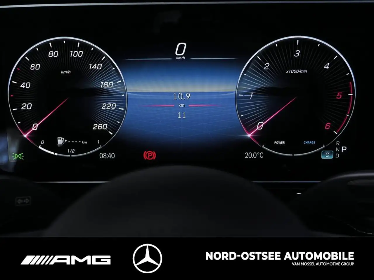 Mercedes-Benz G 450 7