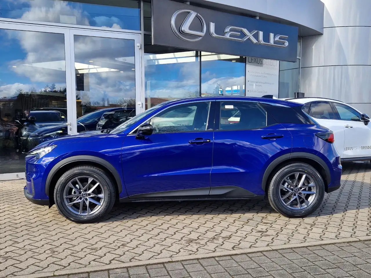 Lexus LBX 4