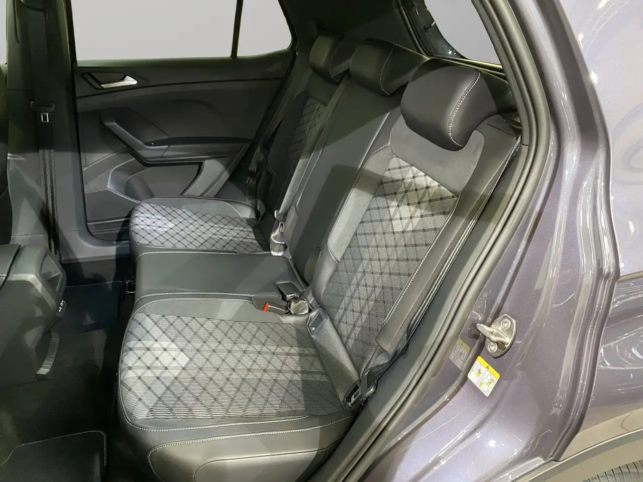 Volkswagen T-Cross 9