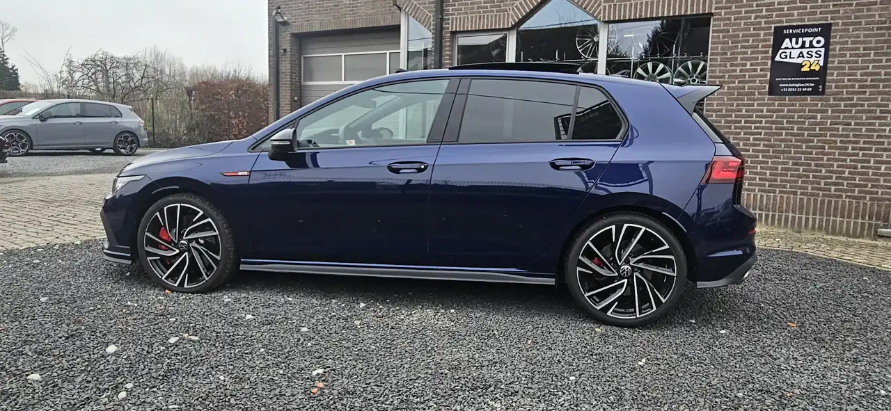 Volkswagen Golf 2