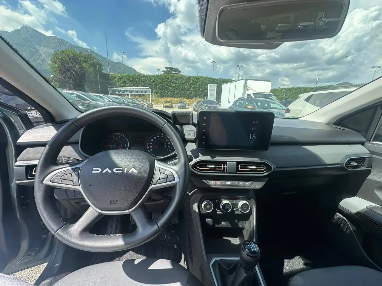 Dacia Sandero 8