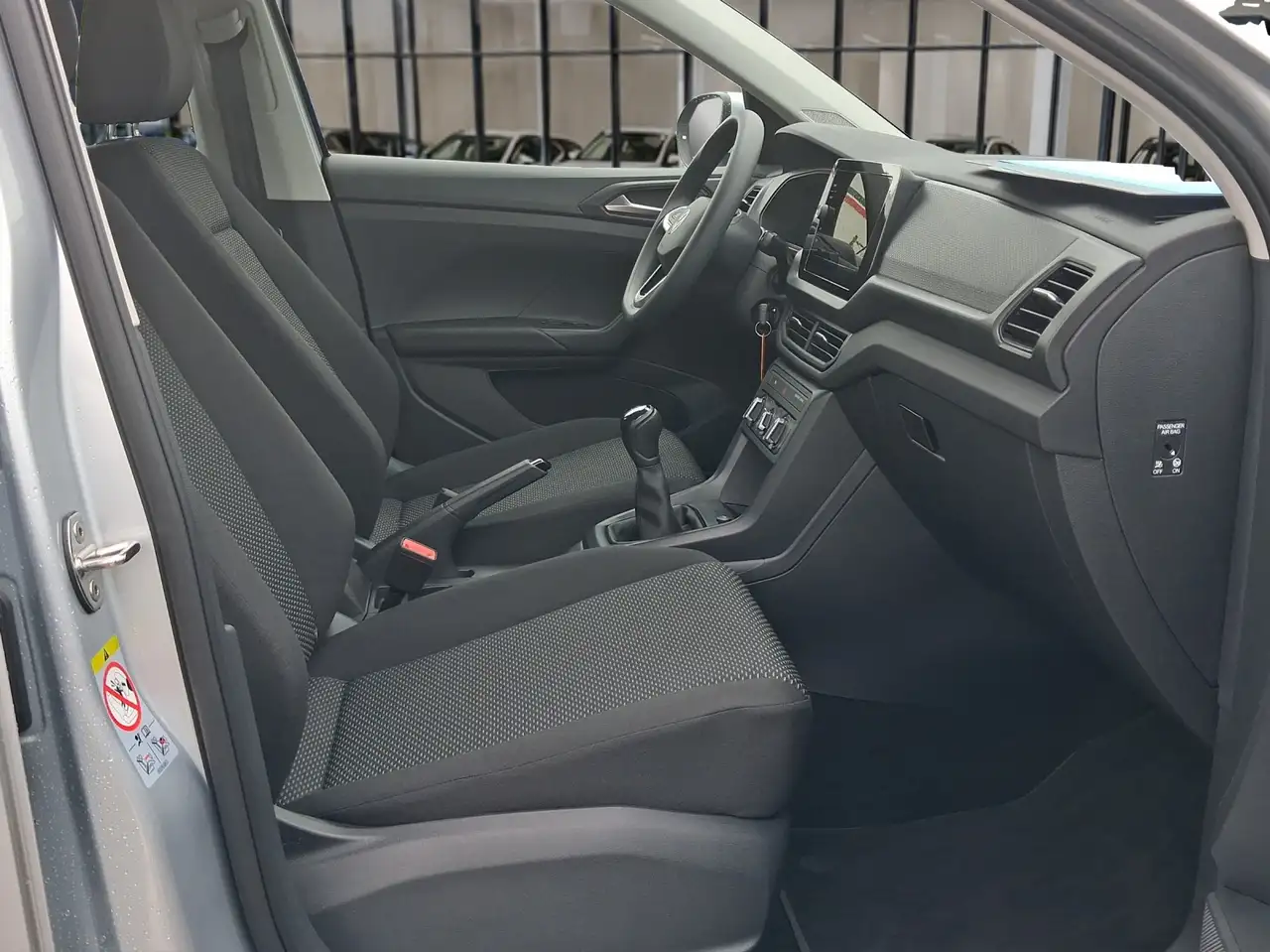 Volkswagen T-Cross 8