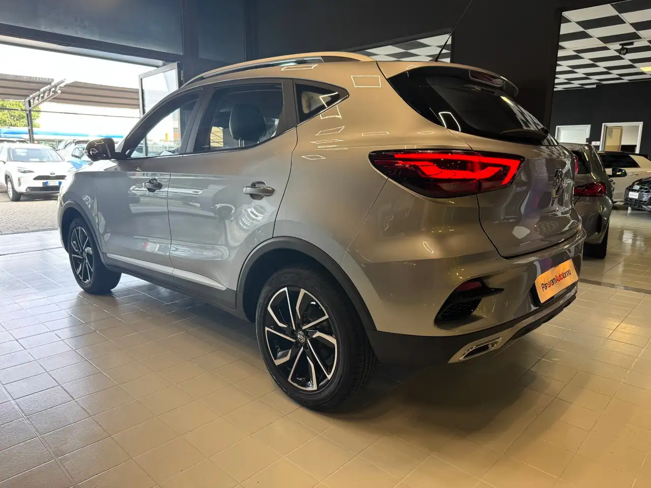 MG ZS ZS 4