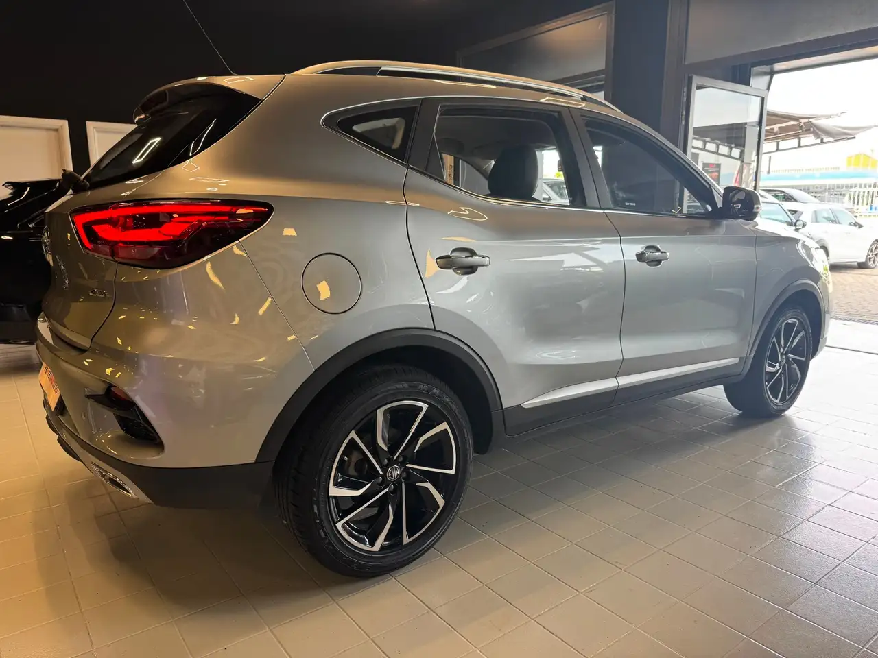 MG ZS ZS 5