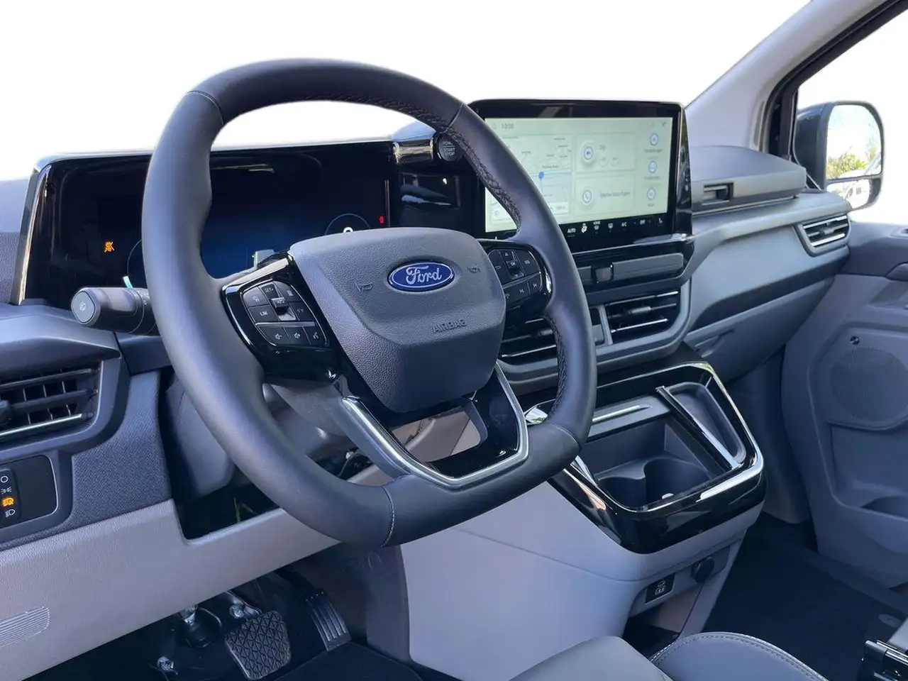 Ford Tourneo 10