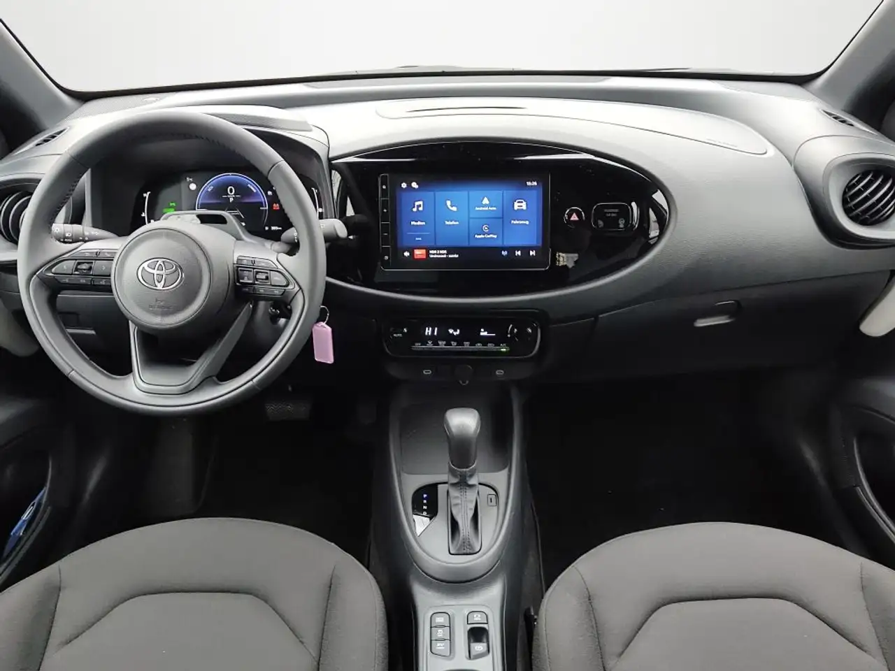 Toyota Aygo X 10