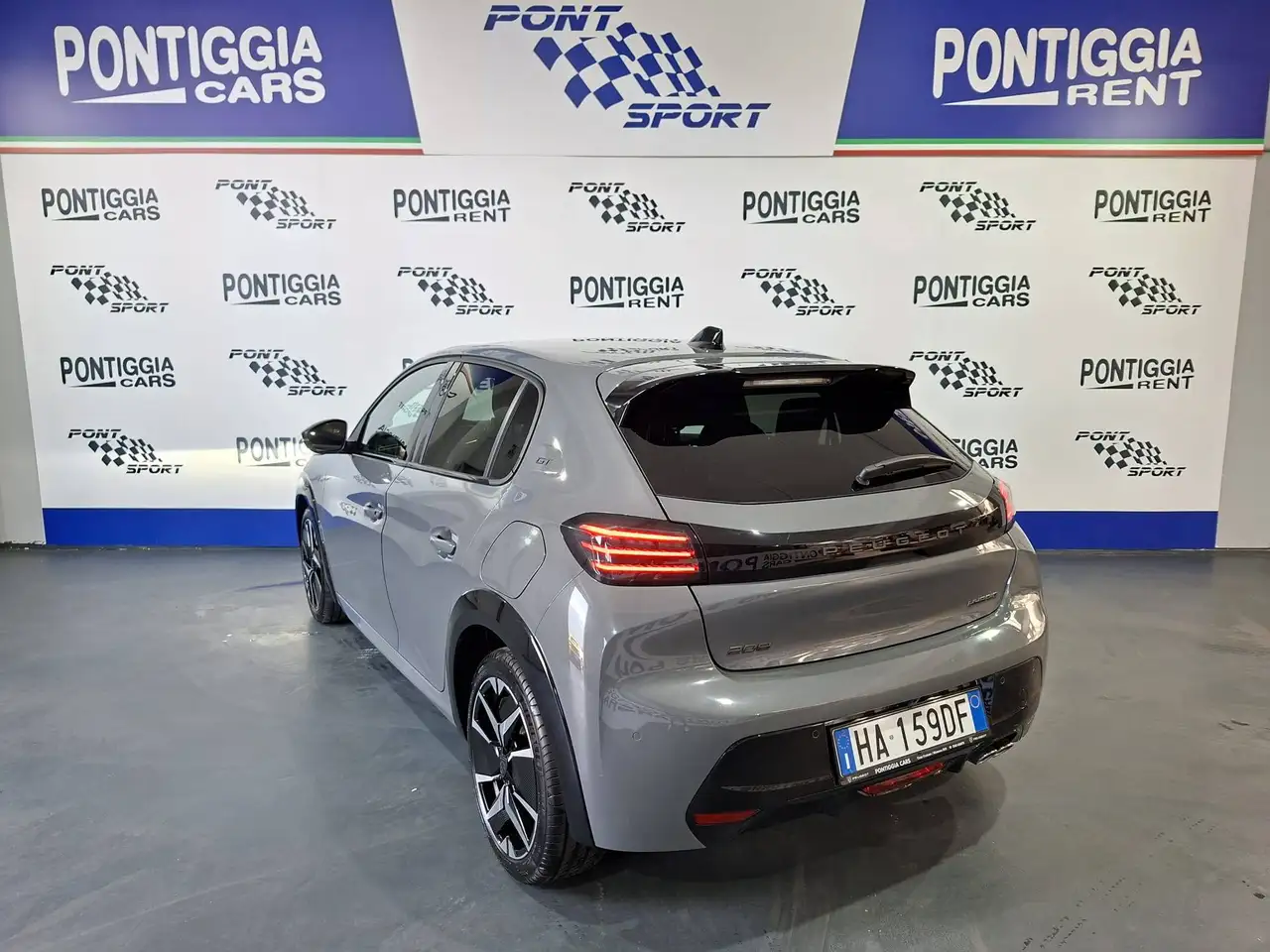 Peugeot 208 6
