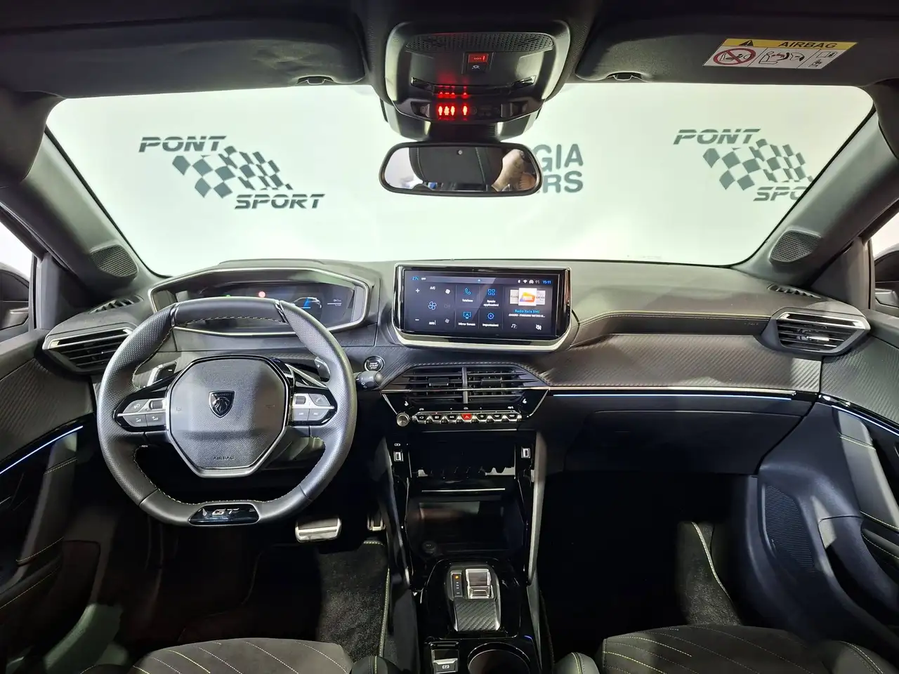 Peugeot 208 12