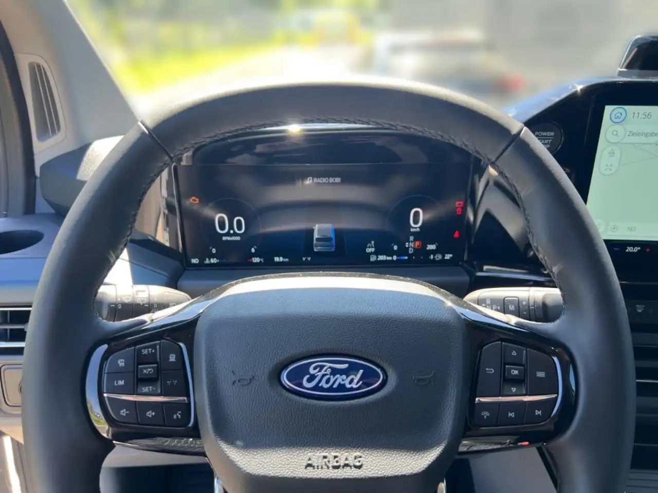 Ford Tourneo 8