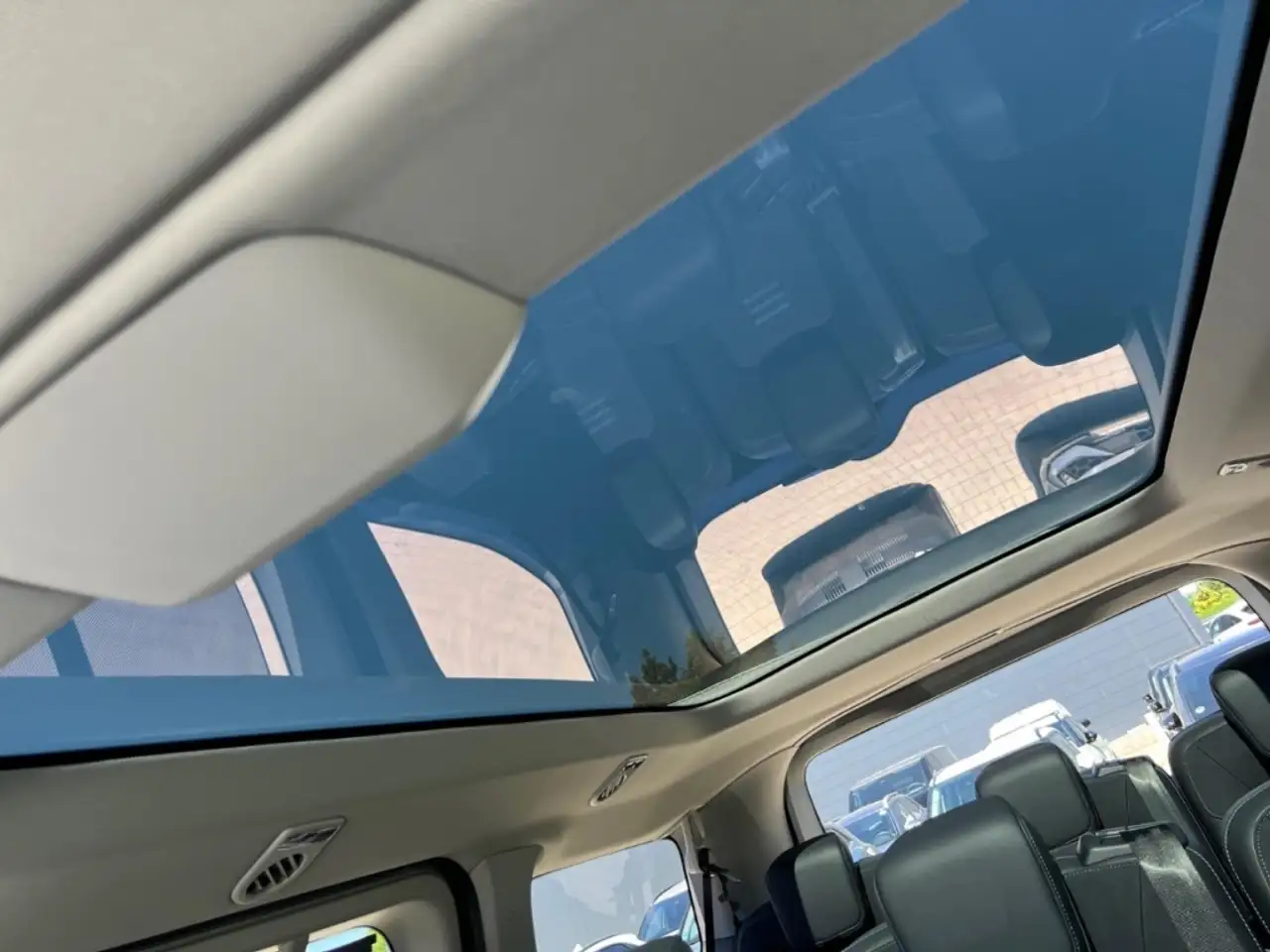 Ford Tourneo 13