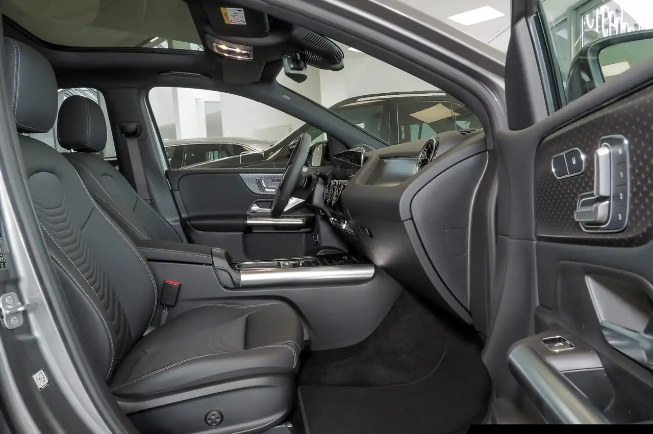 Mercedes-Benz B 200 6
