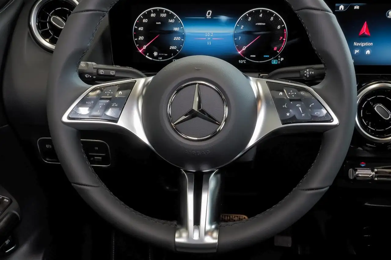 Mercedes-Benz B 200 13