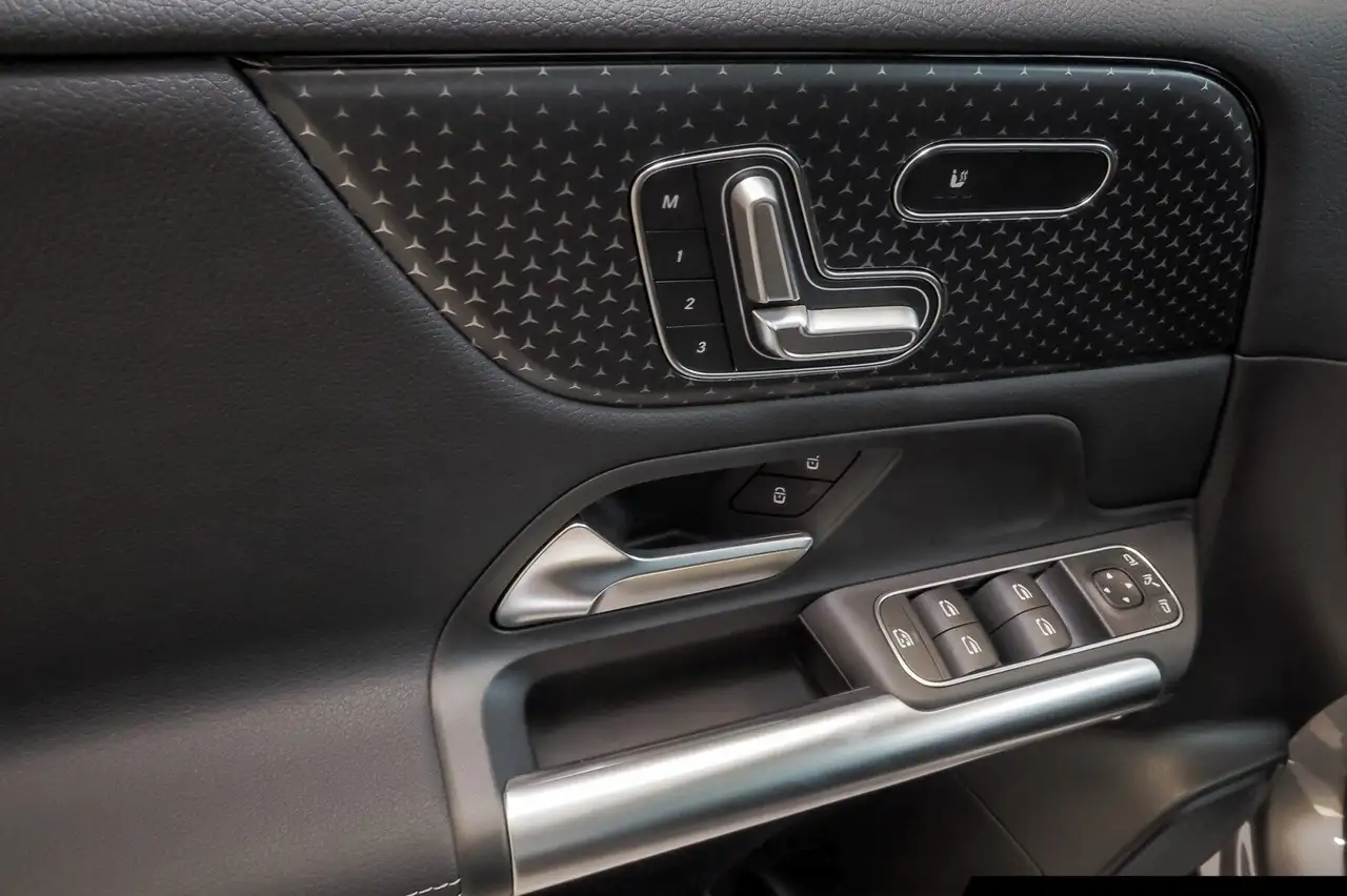 Mercedes-Benz B 200 14