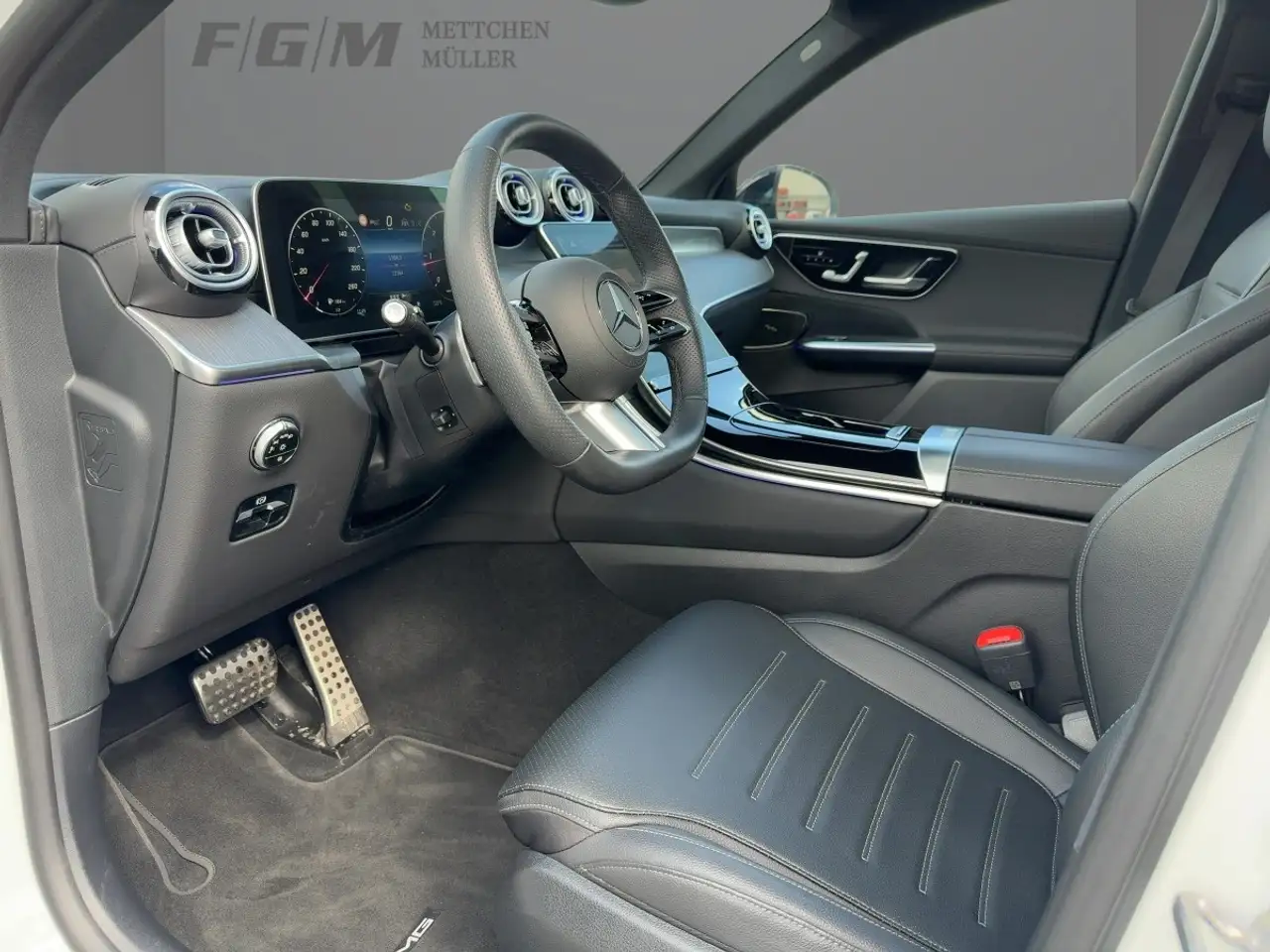 Mercedes-Benz GLC 300 7