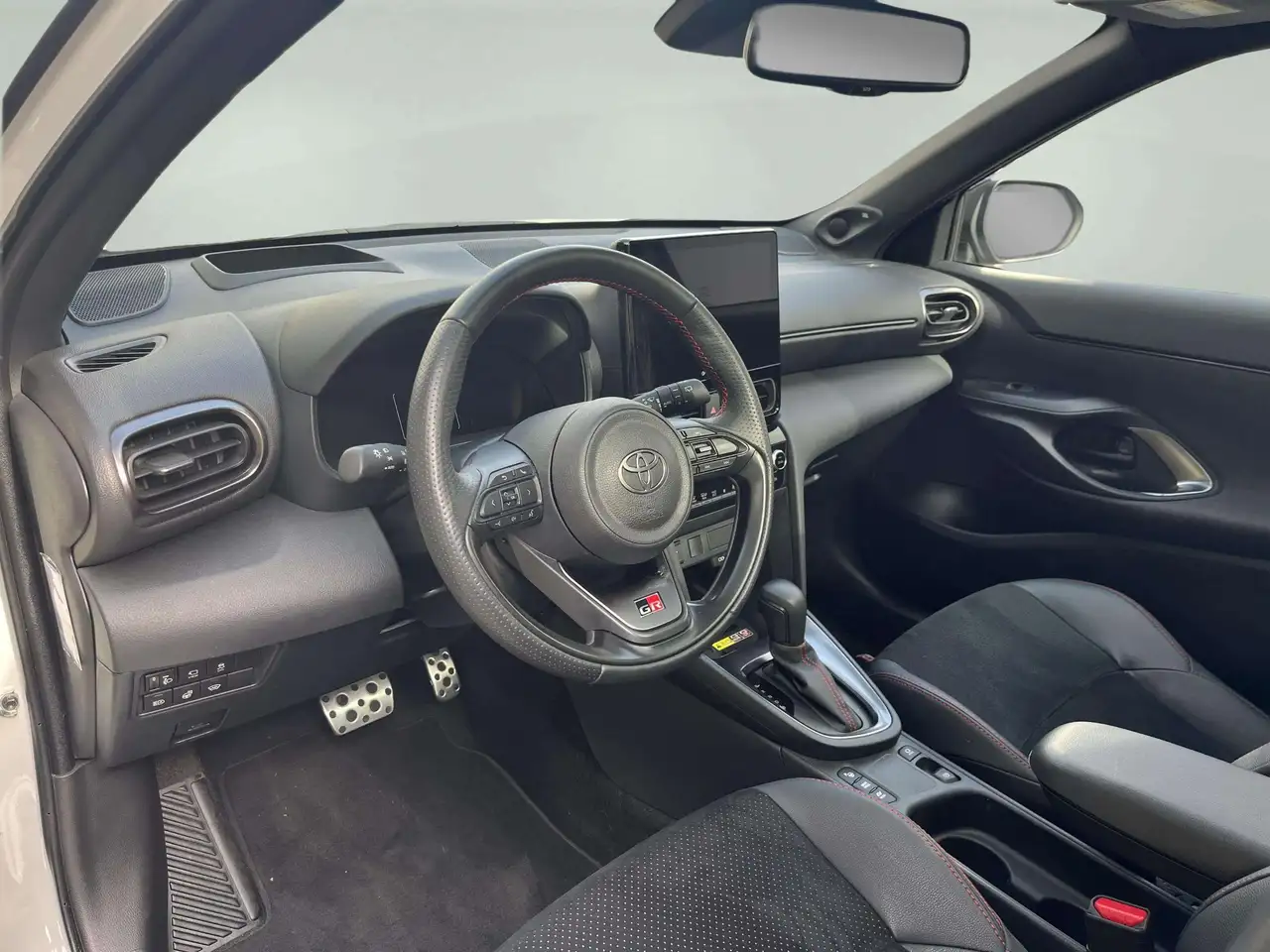 Toyota Yaris 10