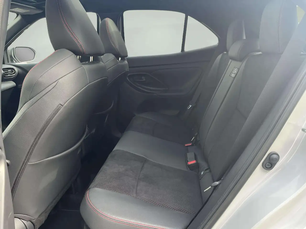 Toyota Yaris 12