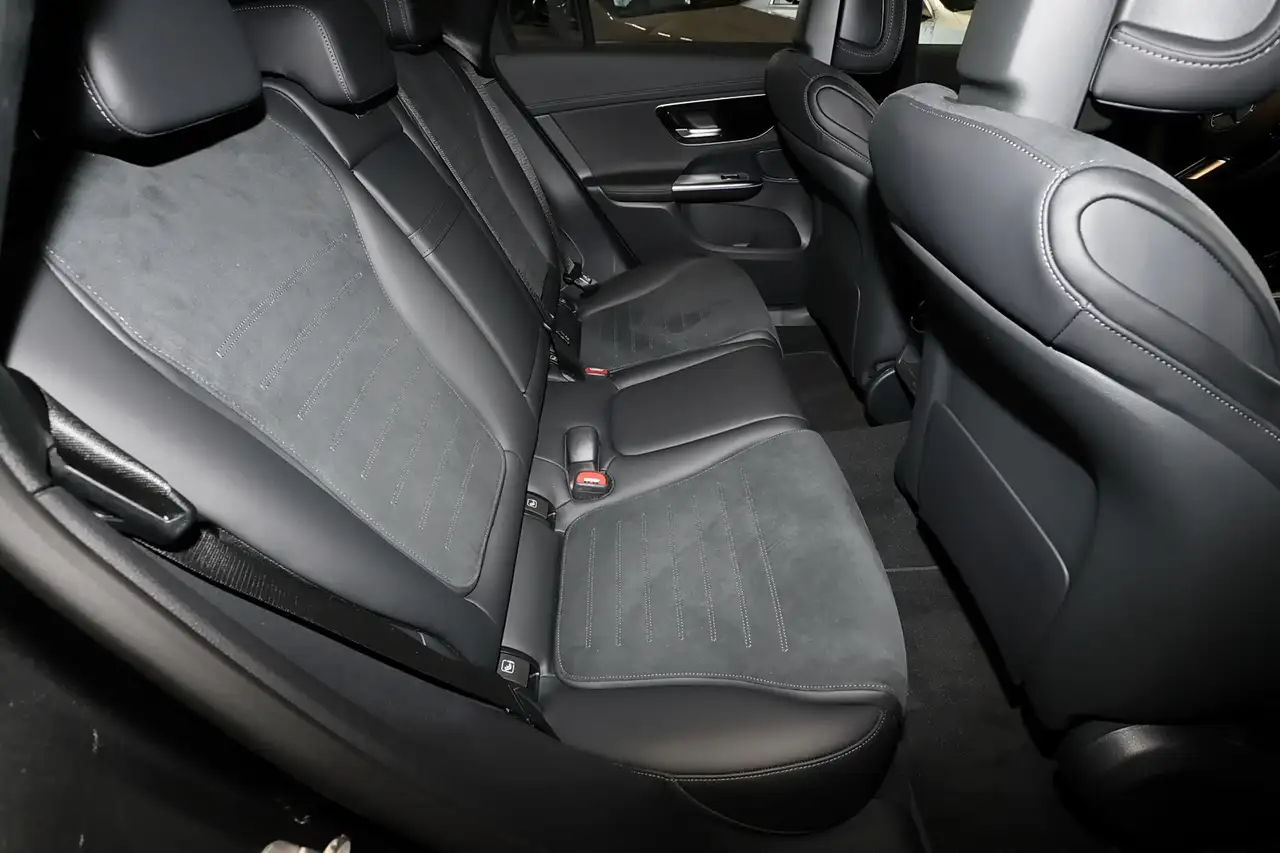 Mercedes-Benz GLC 220 6
