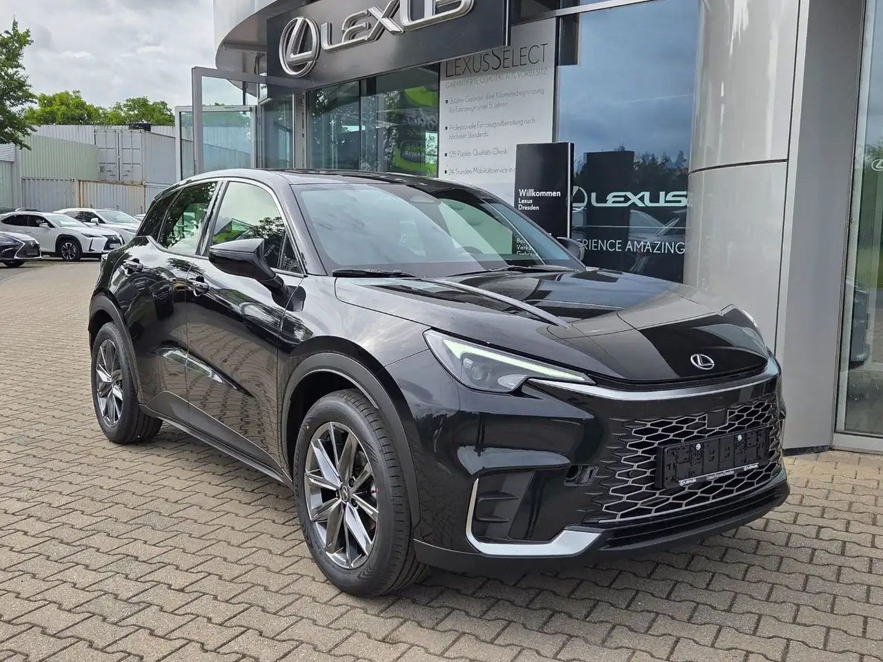 Lexus LBX