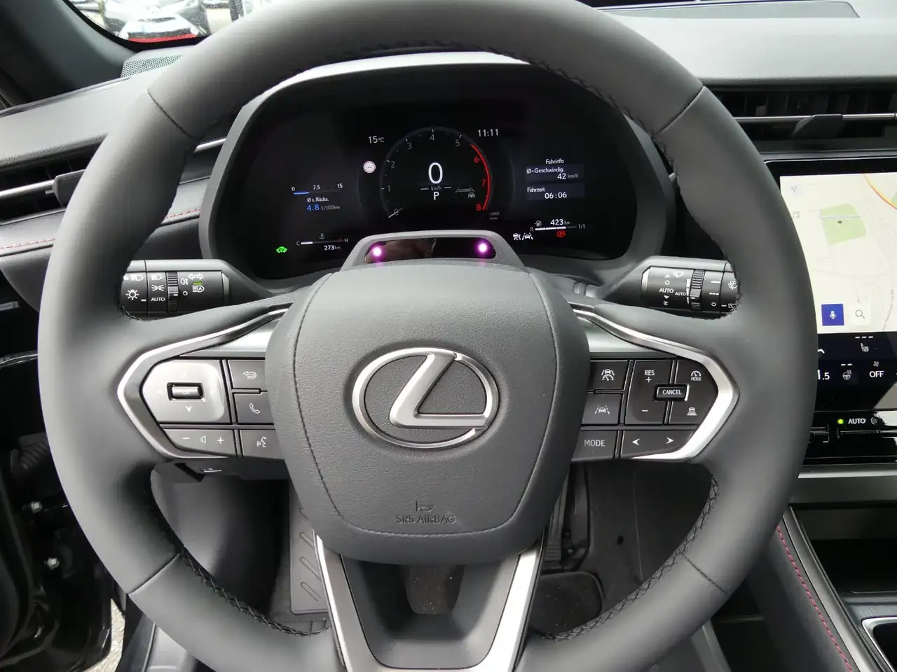 Lexus LBX 7