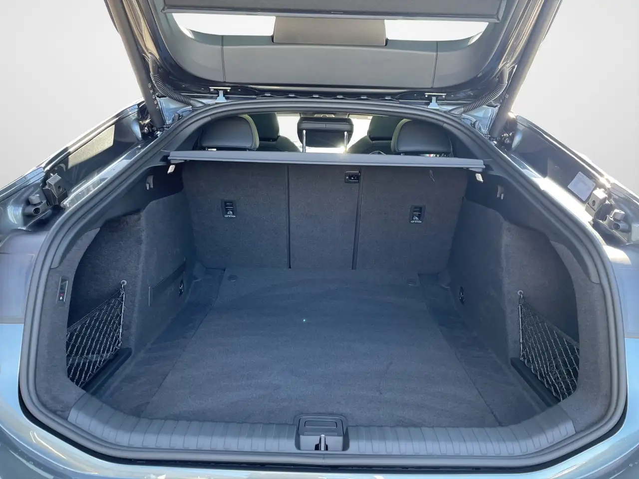 Audi A6 12