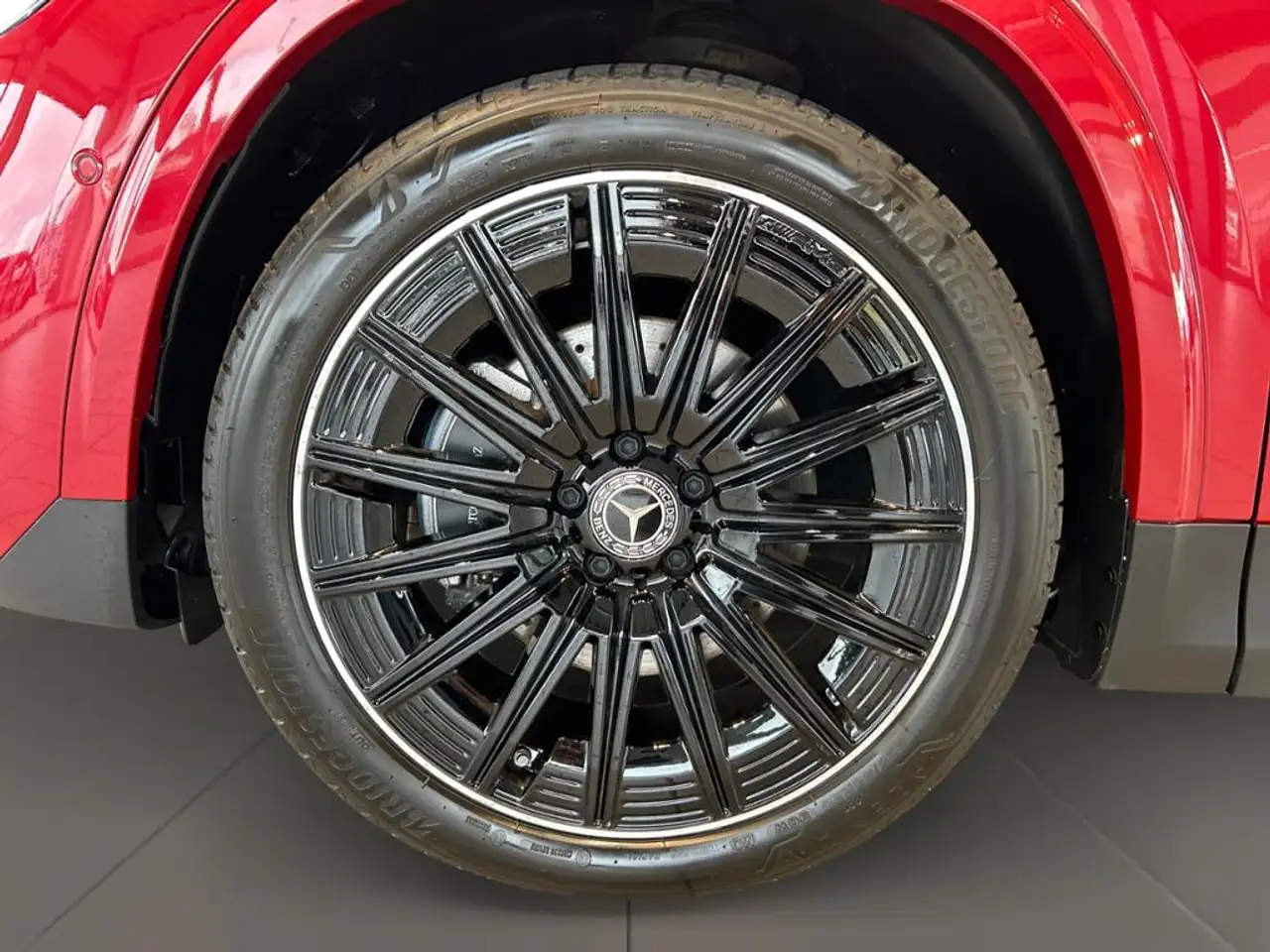 Mercedes-Benz GLA 200 12