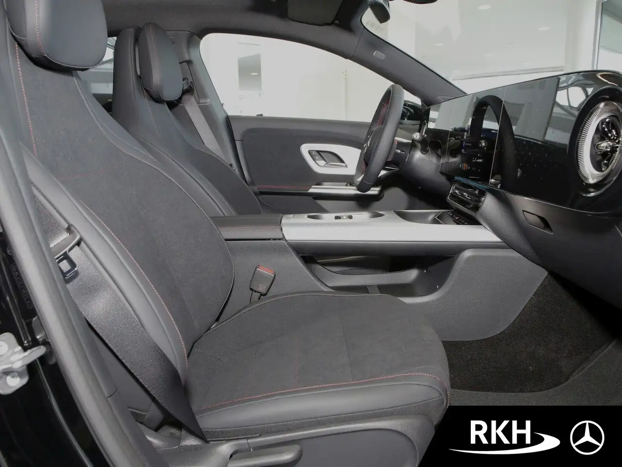 Mercedes-Benz CLA 200 6