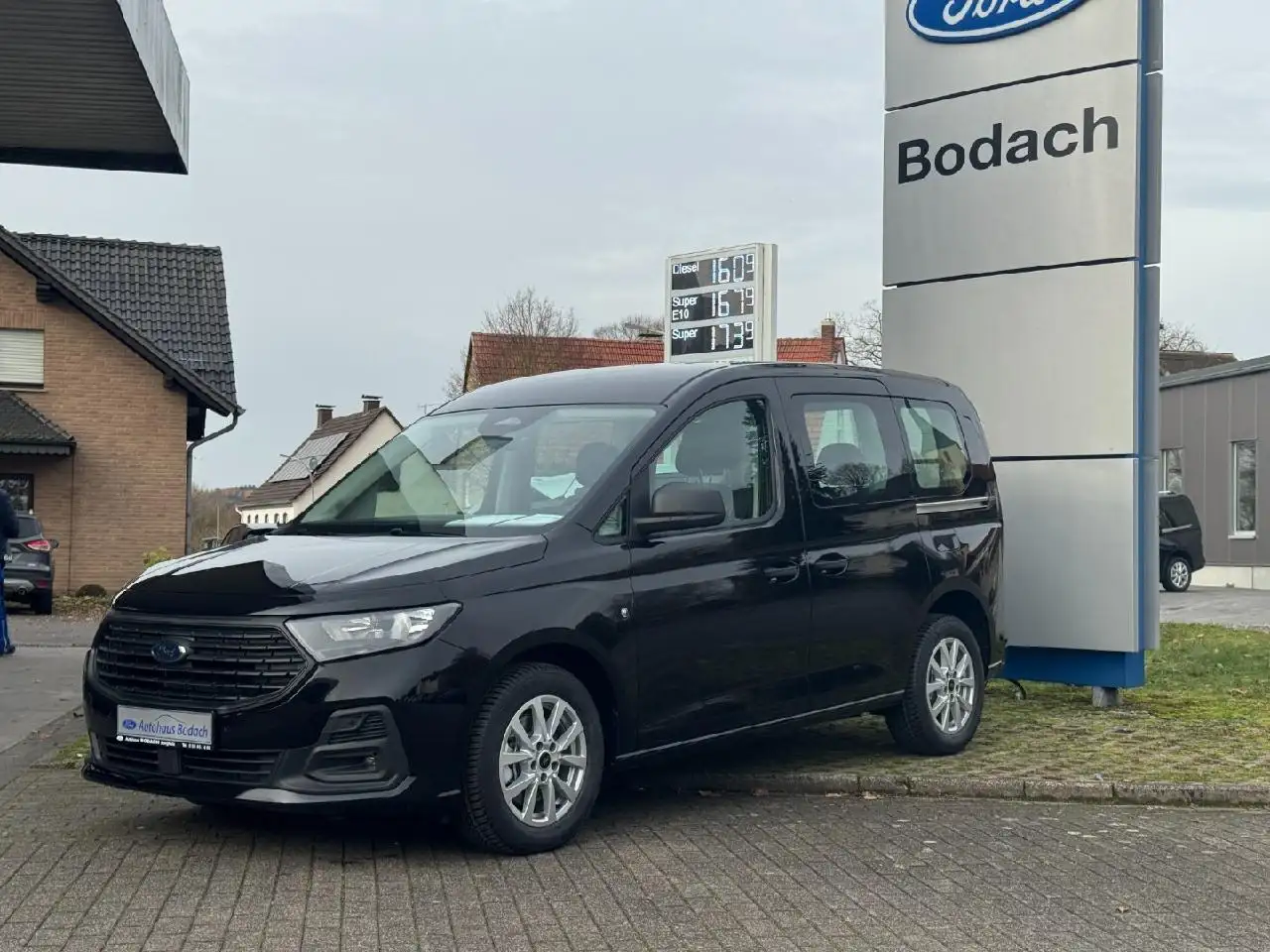 Ford Tourneo 2