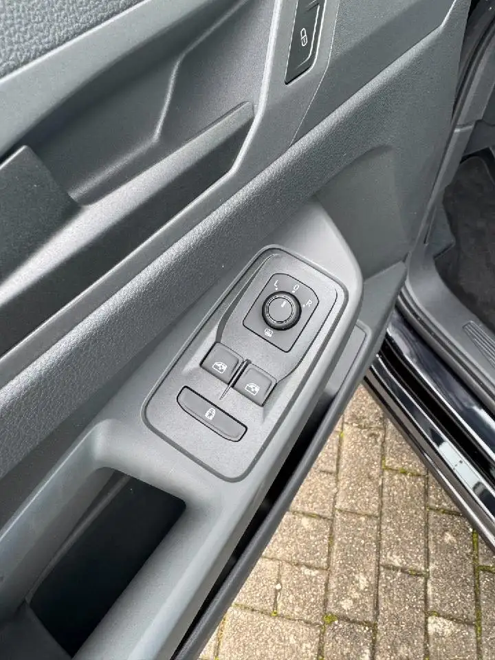 Ford Tourneo 14