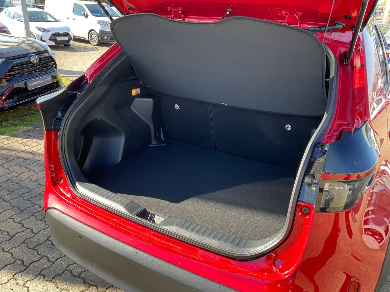 Toyota Yaris 8