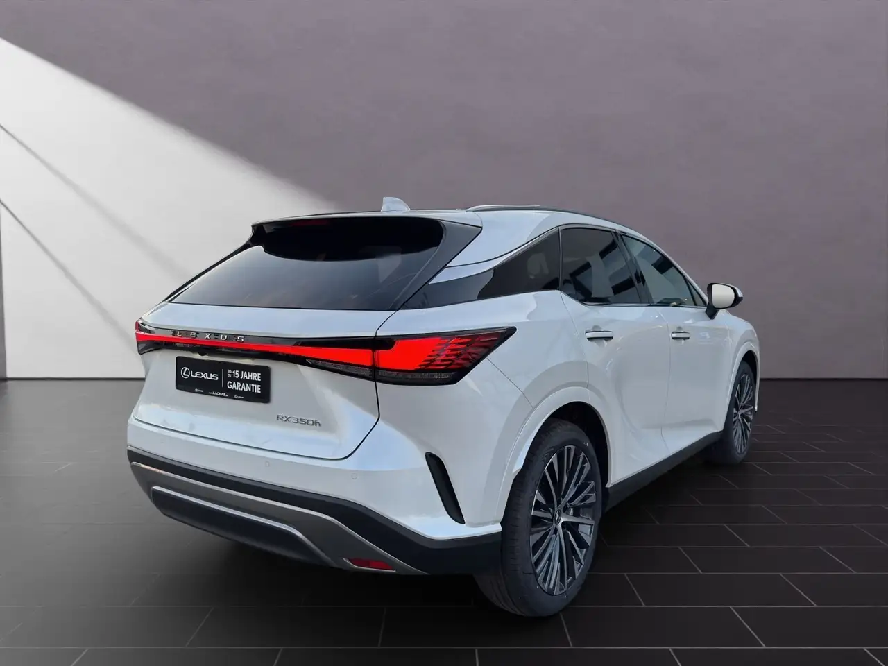 Lexus RX 5