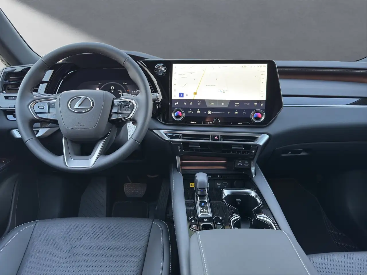 Lexus RX 13