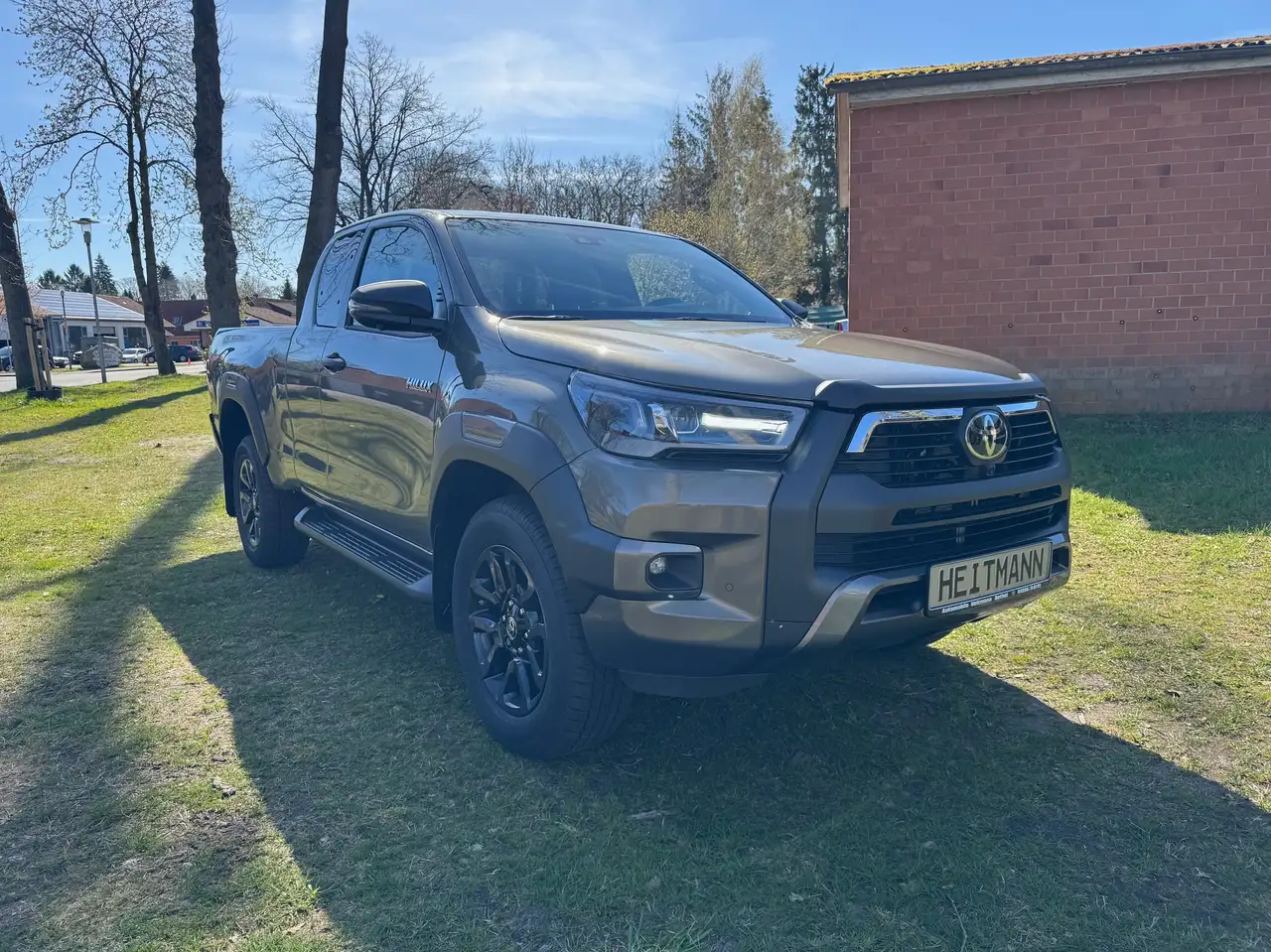 Toyota Hilux 4