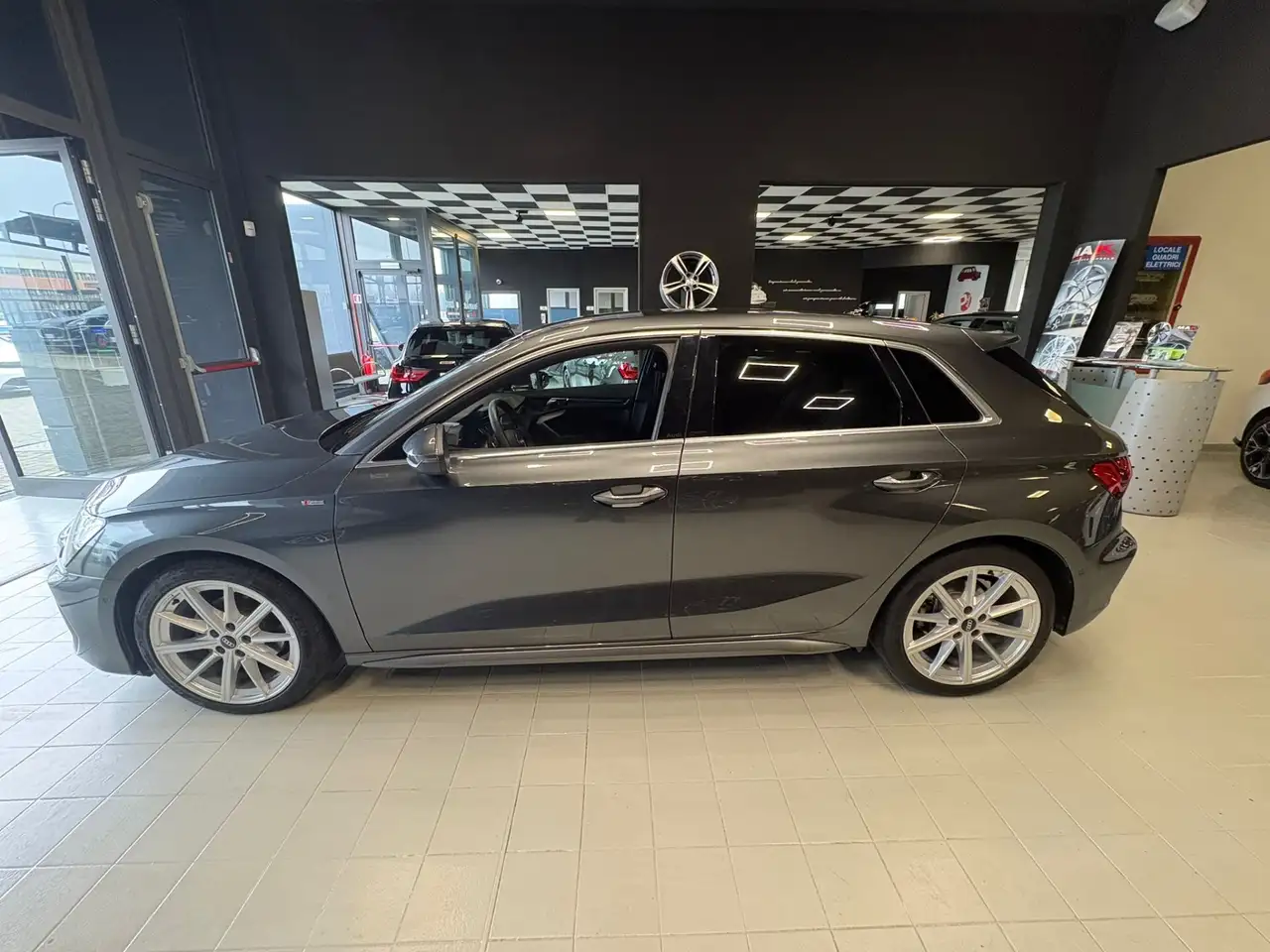 Audi A3 8