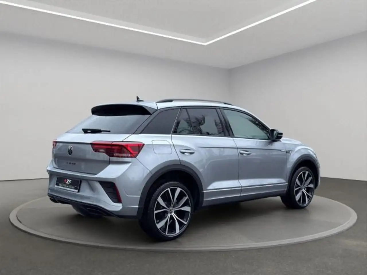 Volkswagen T-Roc 4