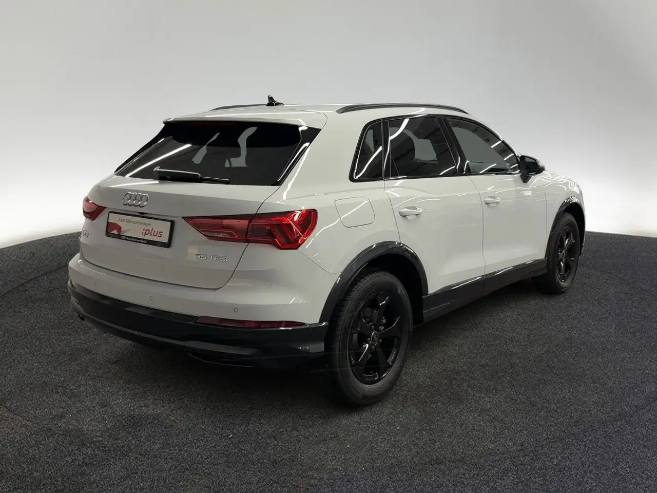 Audi Q3 6