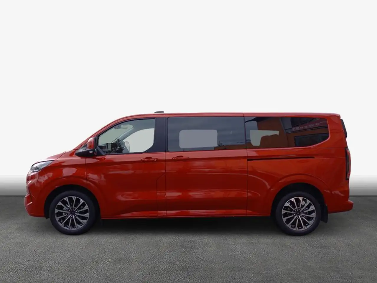 Ford Tourneo 4