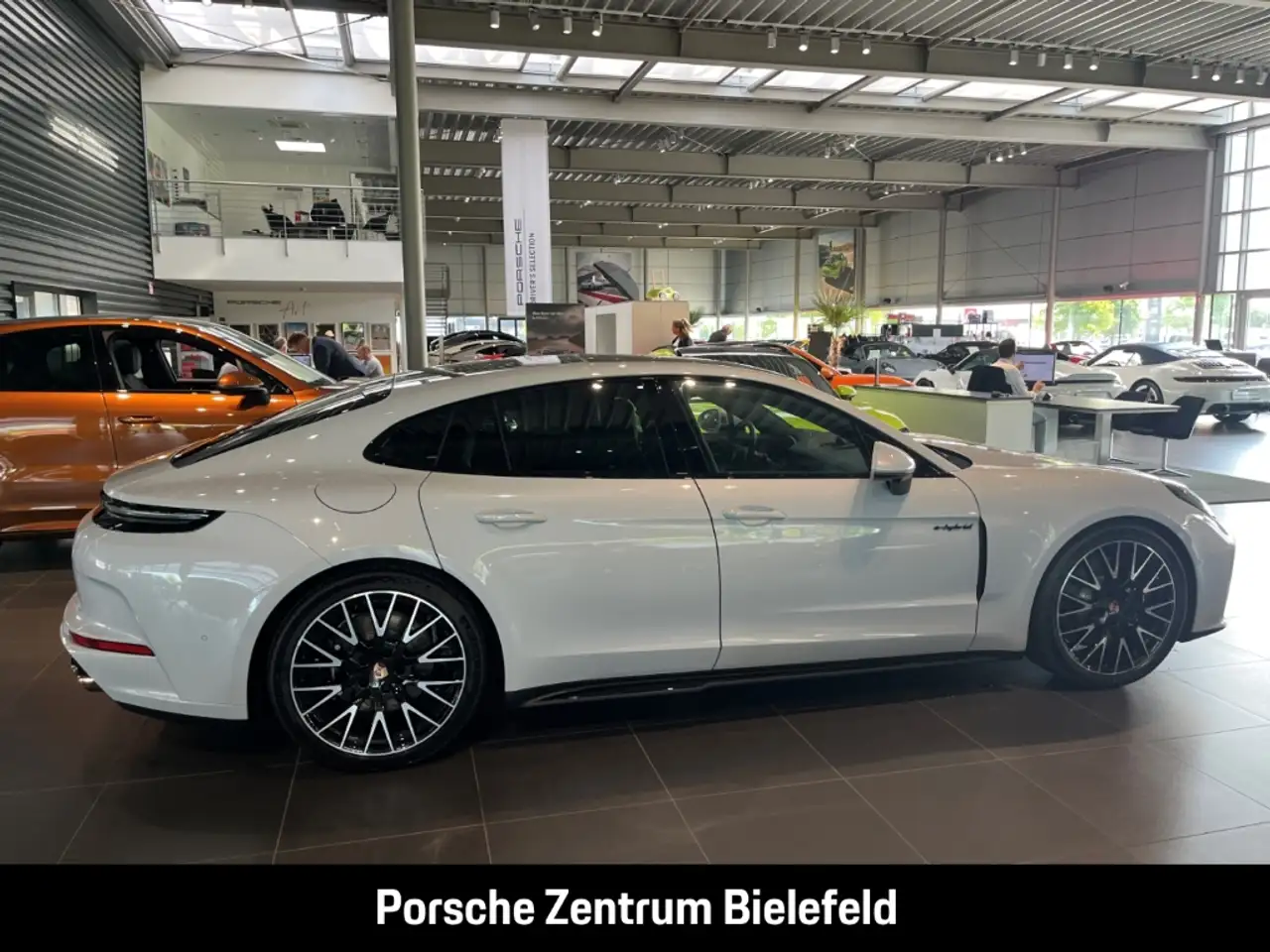 Porsche Panamera 4 5