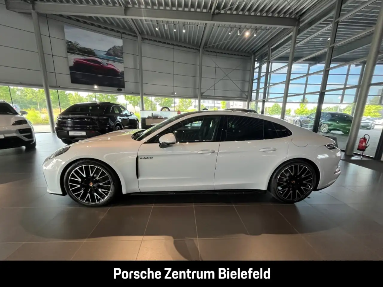 Porsche Panamera 4 9
