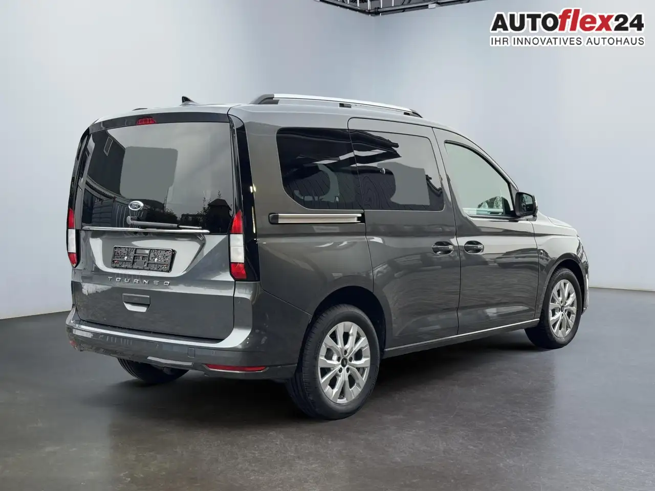Ford Tourneo 5